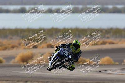 media/Dec-18-2022-SoCal Trackdays (Sun) [[8099a50955]]/Turn 14 (940am)/